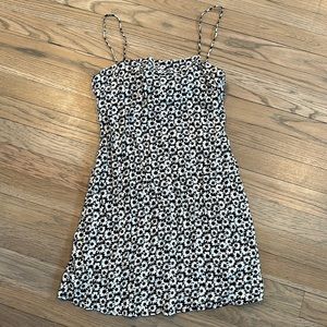 Black and white daisy dress with tie in back